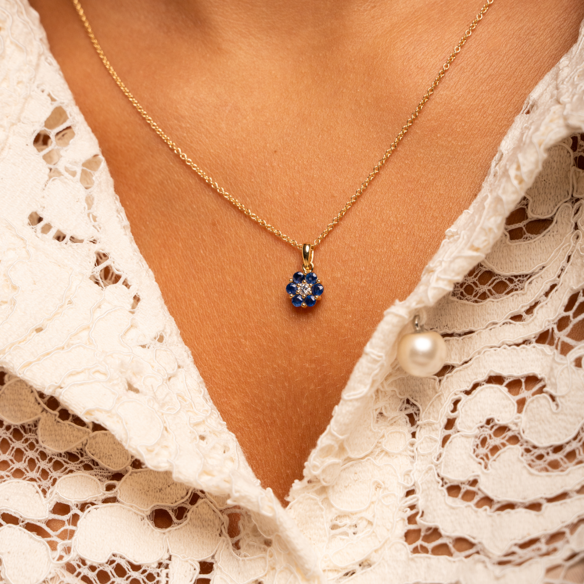 Bourgeon bleu - Collier